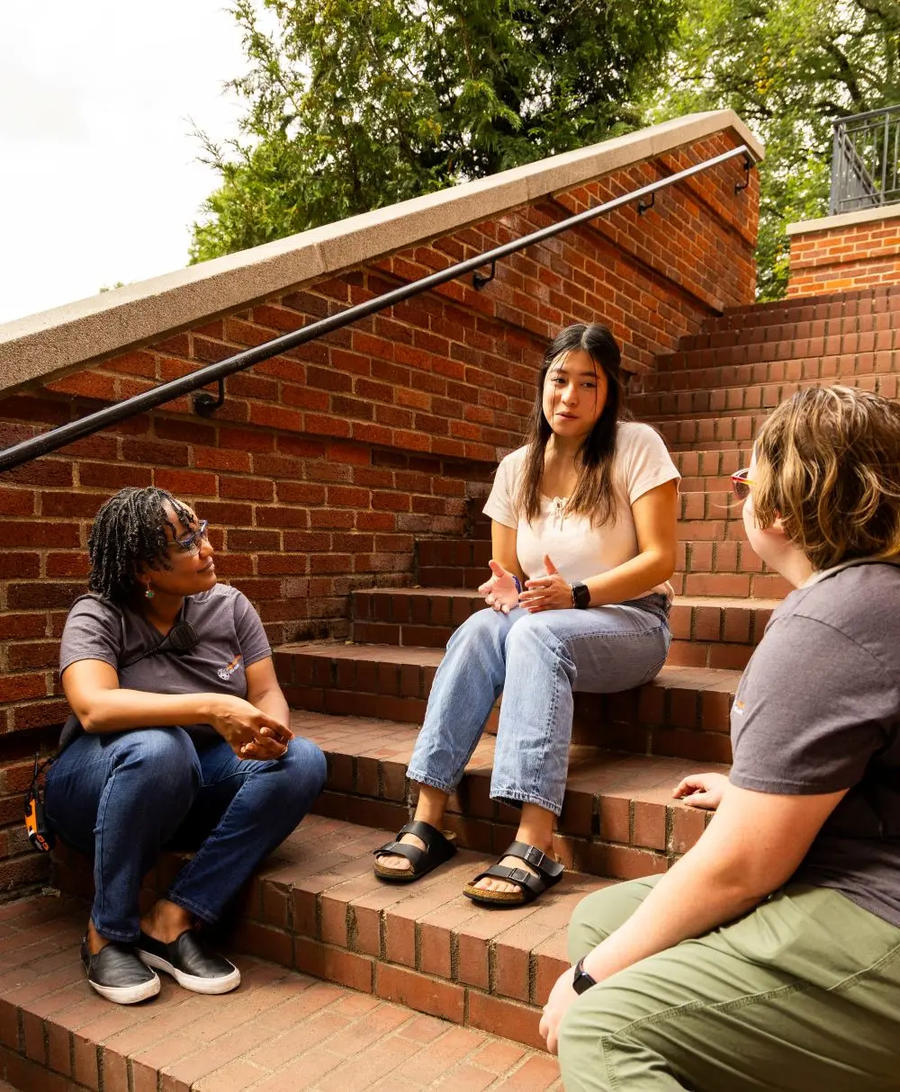 OSU assist staff speaking with someone